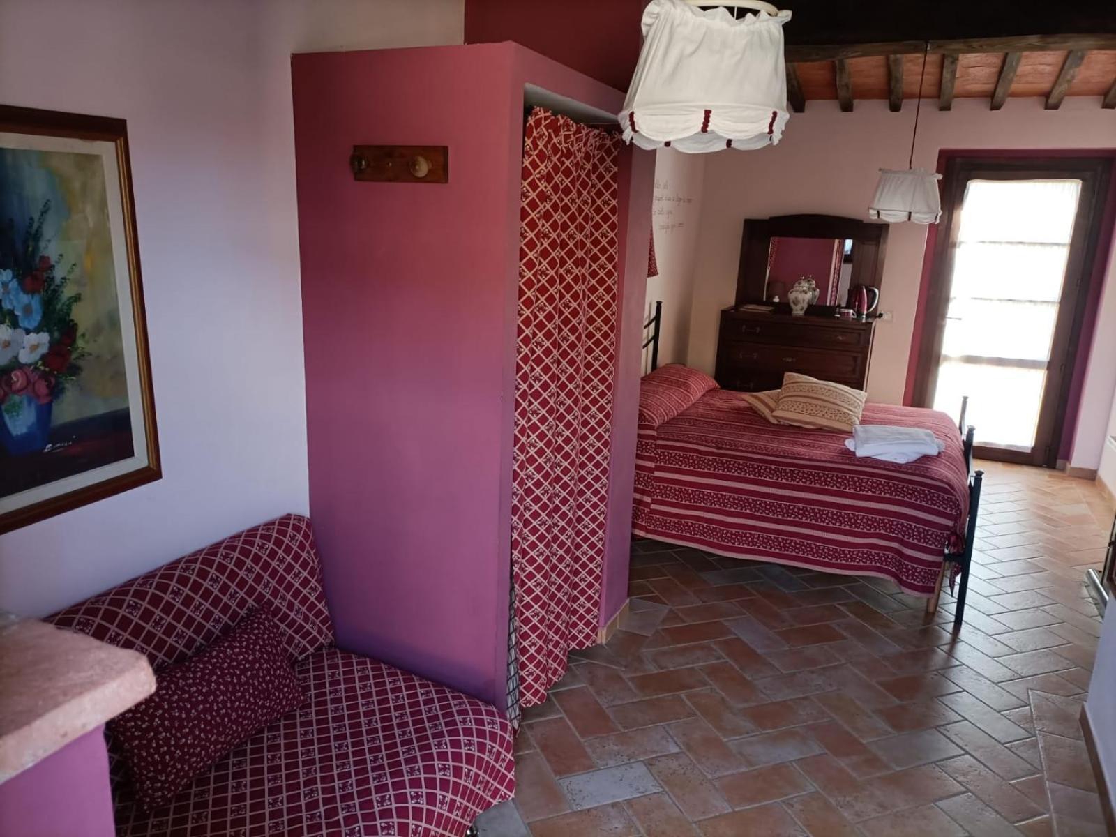 Scannano Serre Di Rapolano